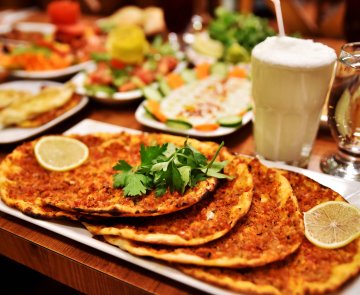 İki kalp arasında en kısa yol en lezzetli olandır.