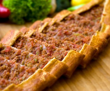 Kıymalı Pide